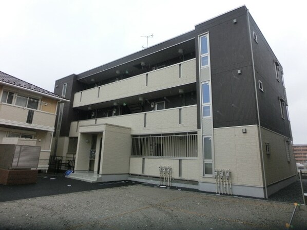 サンガーデンの物件外観写真